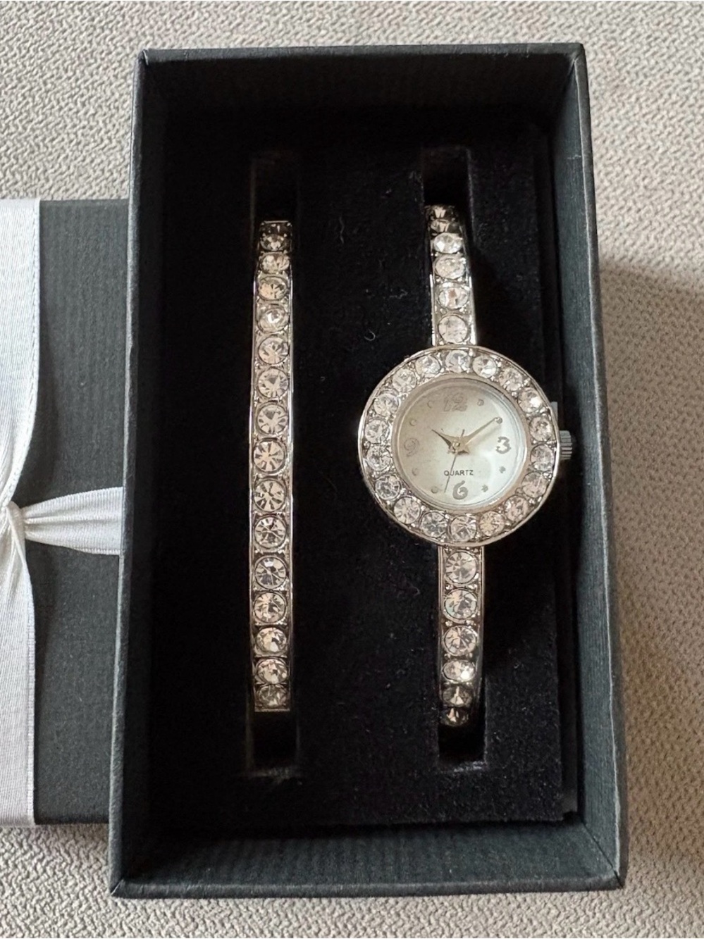 Avon Fashion Bracelet Watch Set with Crystal Accents Need a New Battery